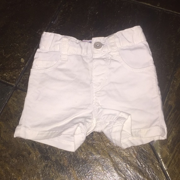 Levi’s - Picture 2 of 4